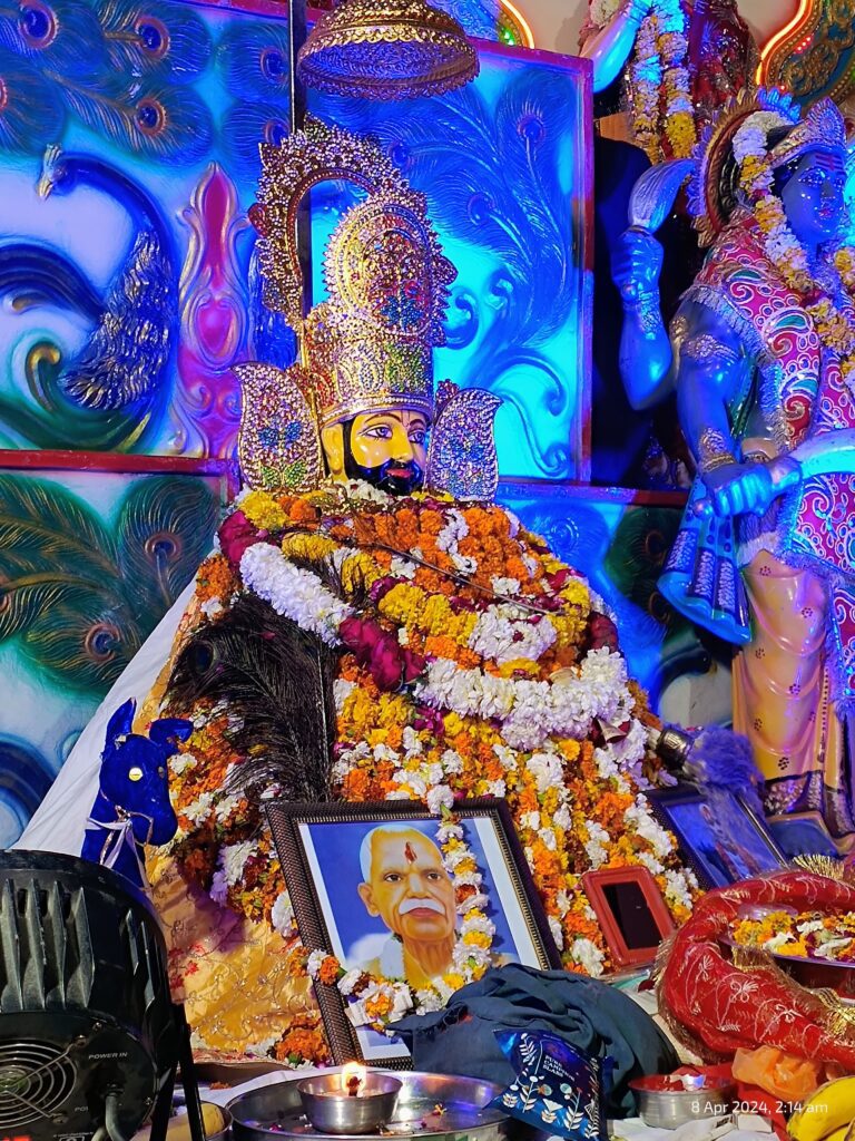 His serene and compassionate expression offers comfort to devotees.